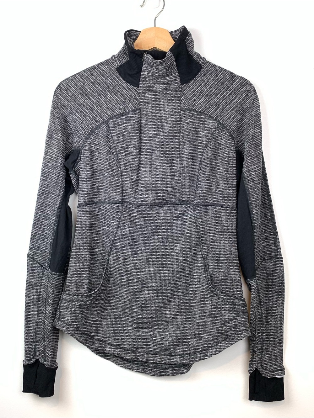 Lululemon Base Runner 1/2 Zip Womens Sweater Pullover Black White Sz 8 Active
